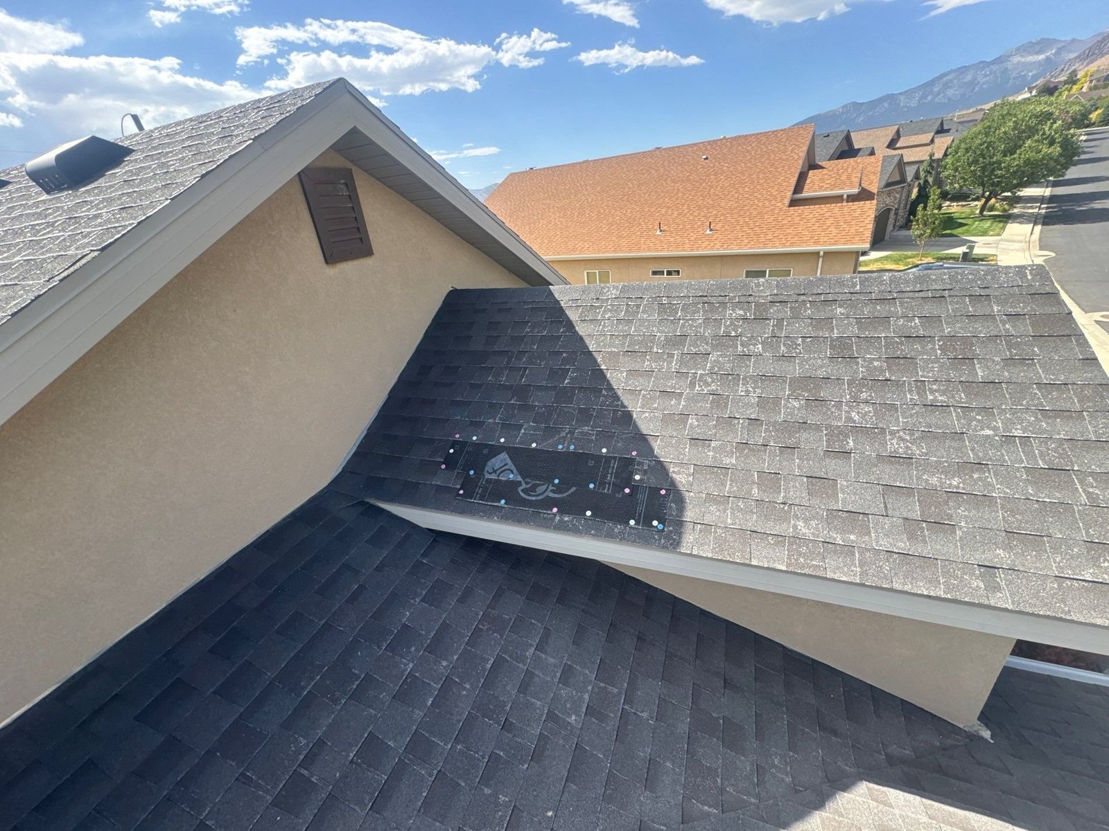 Asphalt shingle roof on a Utah Wasatch Front home